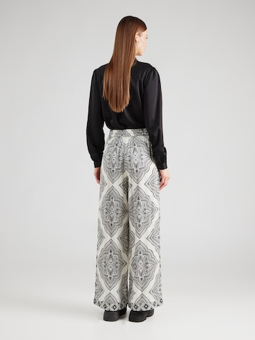 ONLY Wide leg Broek 'ONLHAIRON' in Wit
