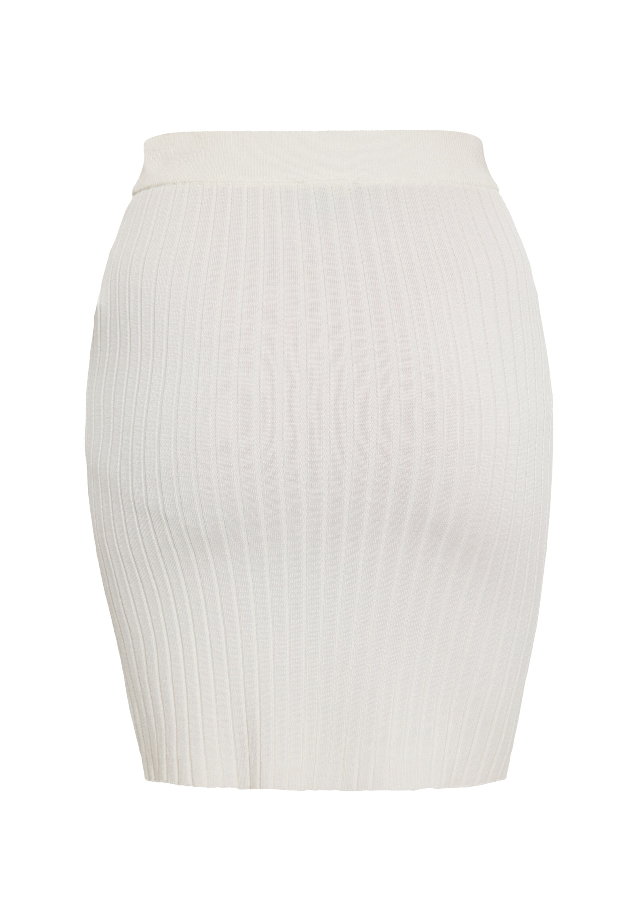 faina Seelik, värv valge