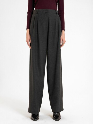 Antioch Loosefit Hose 'Britney' in Grau