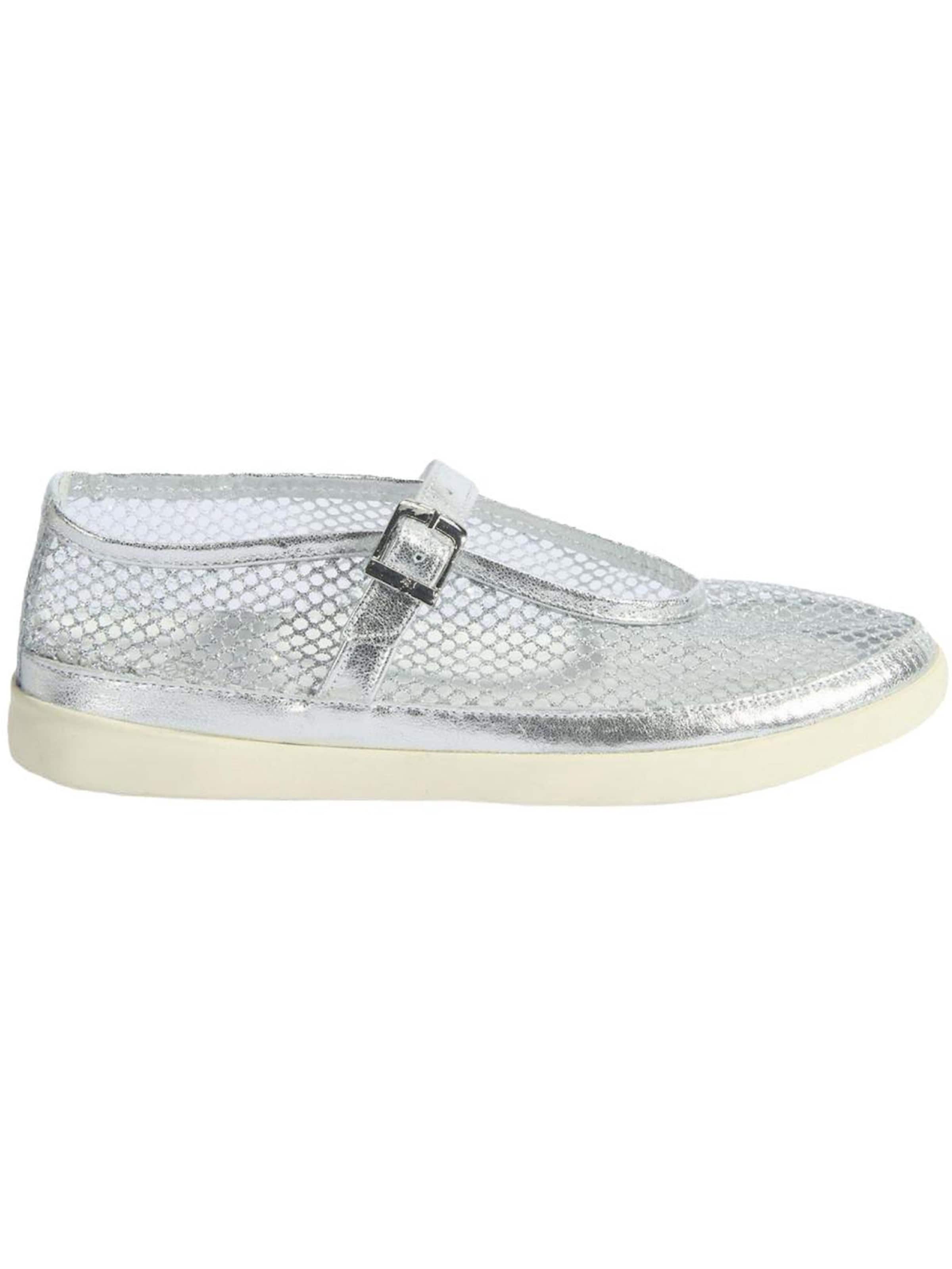 Desa Classic Flats 'Slip-Ons' in Silver: front