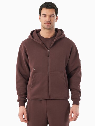 Organication Sweatjacke in Braun