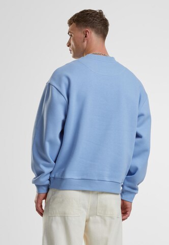 Felpa di Urban Classics in blu