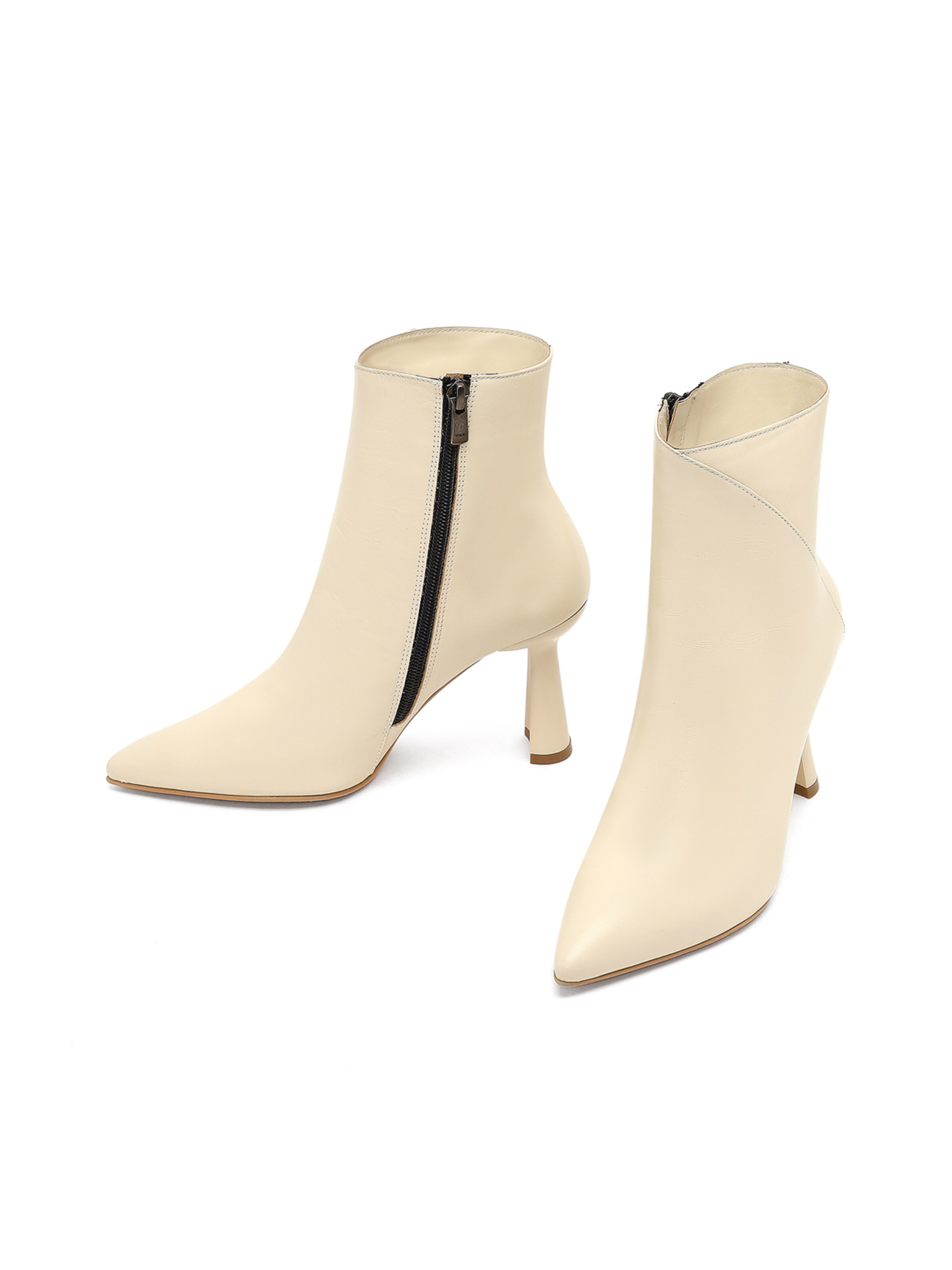 Derimod Booties in Beige