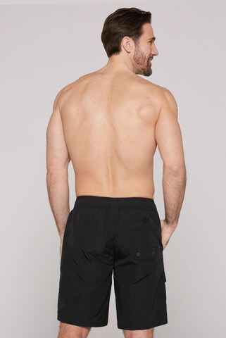 Pantaloncini da bagno di CAMP DAVID in nero