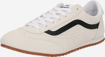 Sneaker bassa 'SUPER' di VANS in bianco: frontale