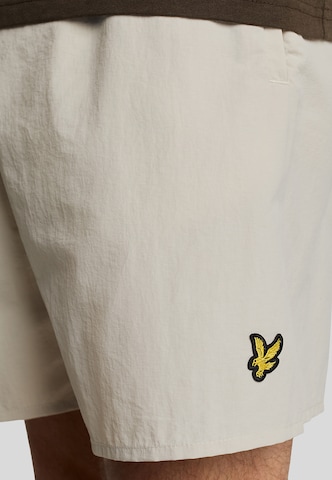 Loosefit Shorts de bain Lyle & Scott en bleu