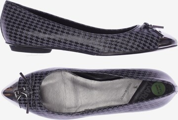 Karl Lagerfeld Flats & Loafers in 40 in Grey: front