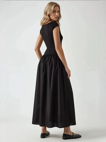 Hiccup Kleid in Schwarz