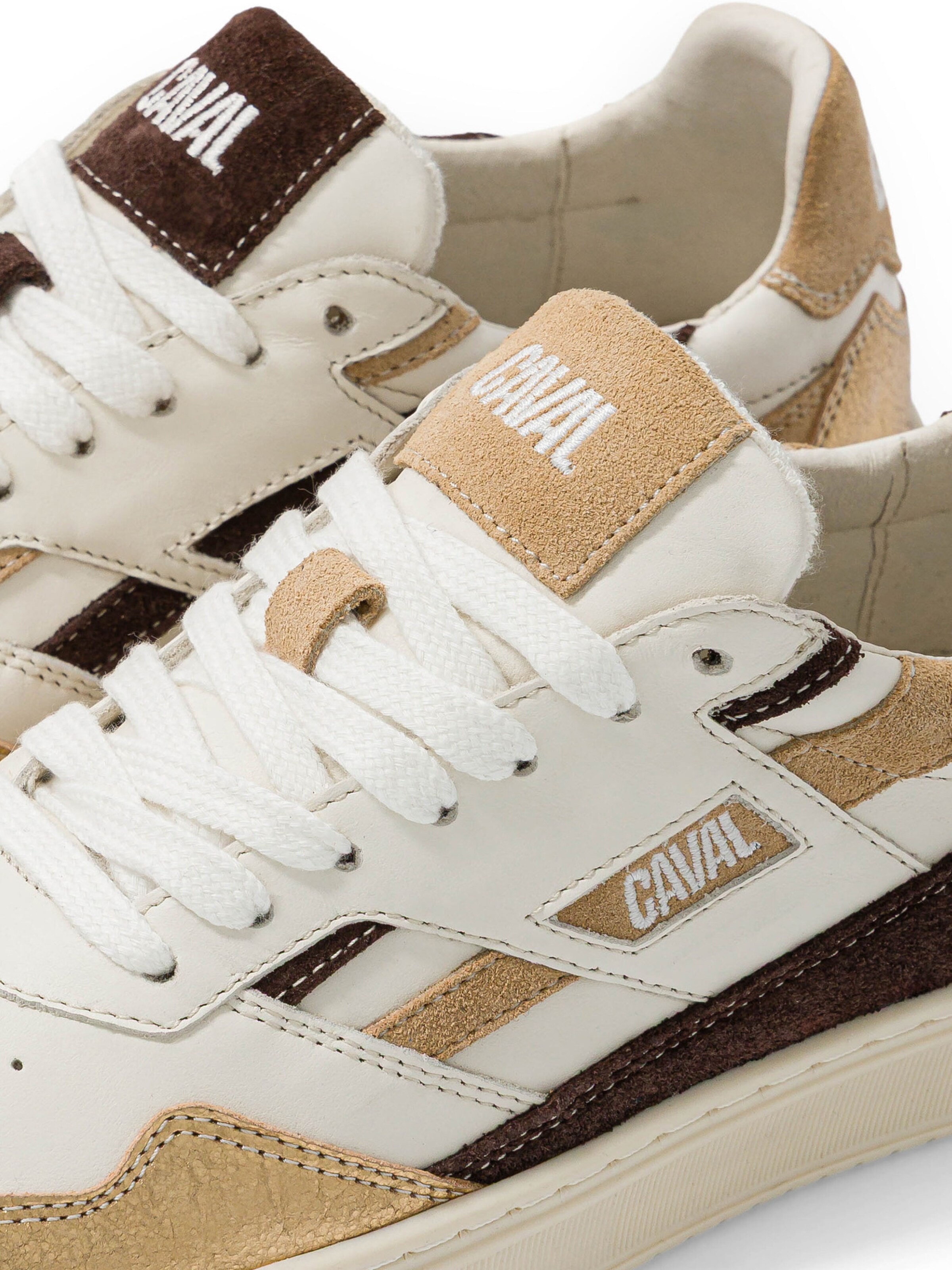 Scarpa stringata ' PLAYGROUND ' di Caval in beige