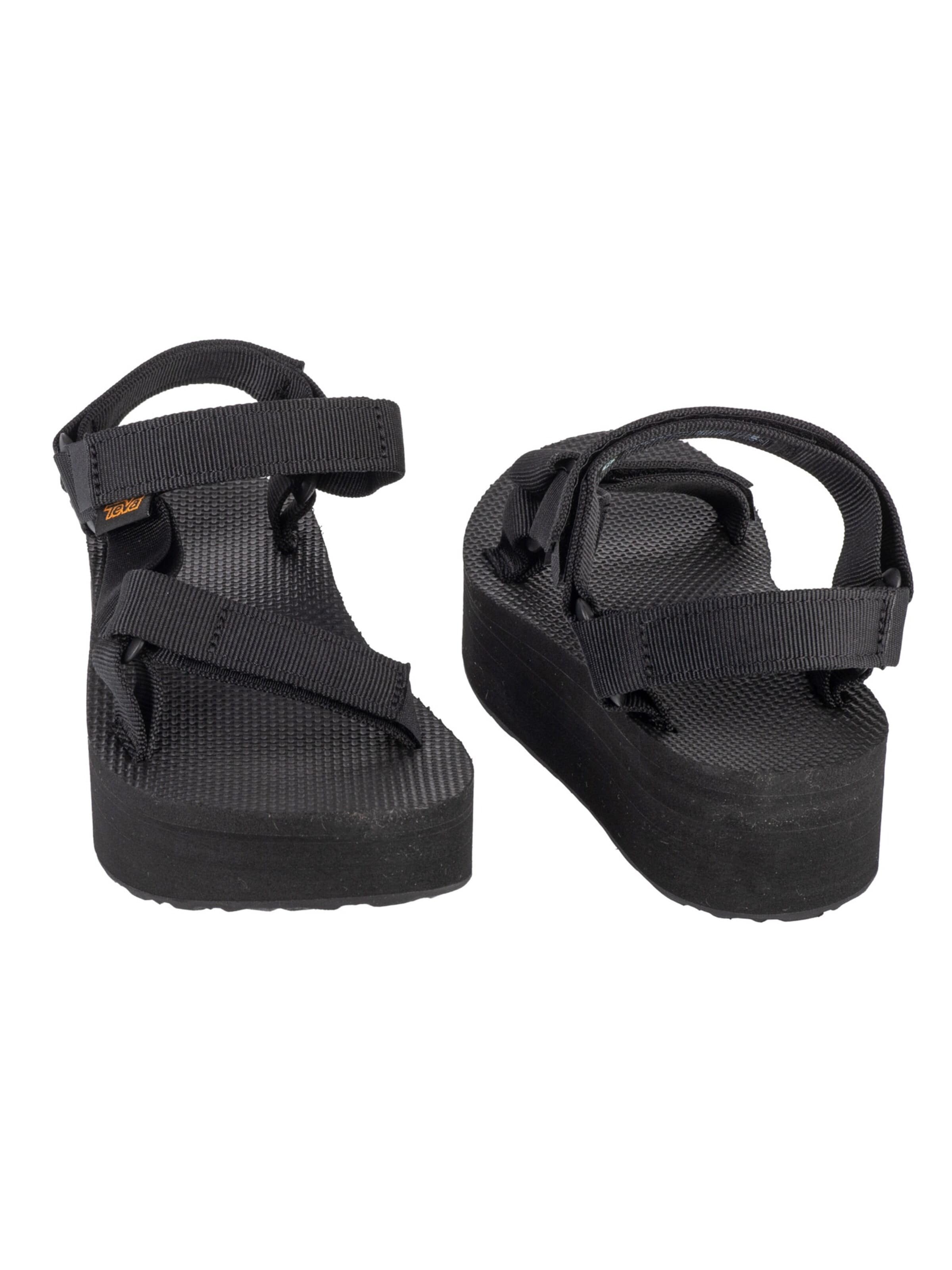 TEVA Sandals 'Teva W Flatform Universal Sandals' in Black