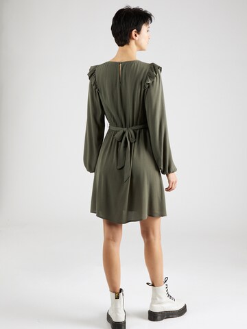 Robe 'Nelly' ABOUT YOU en vert