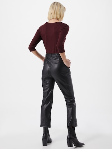 Gina Tricot Rozkloszowany krój Spodnie 'Lisa' w kolorze czarny