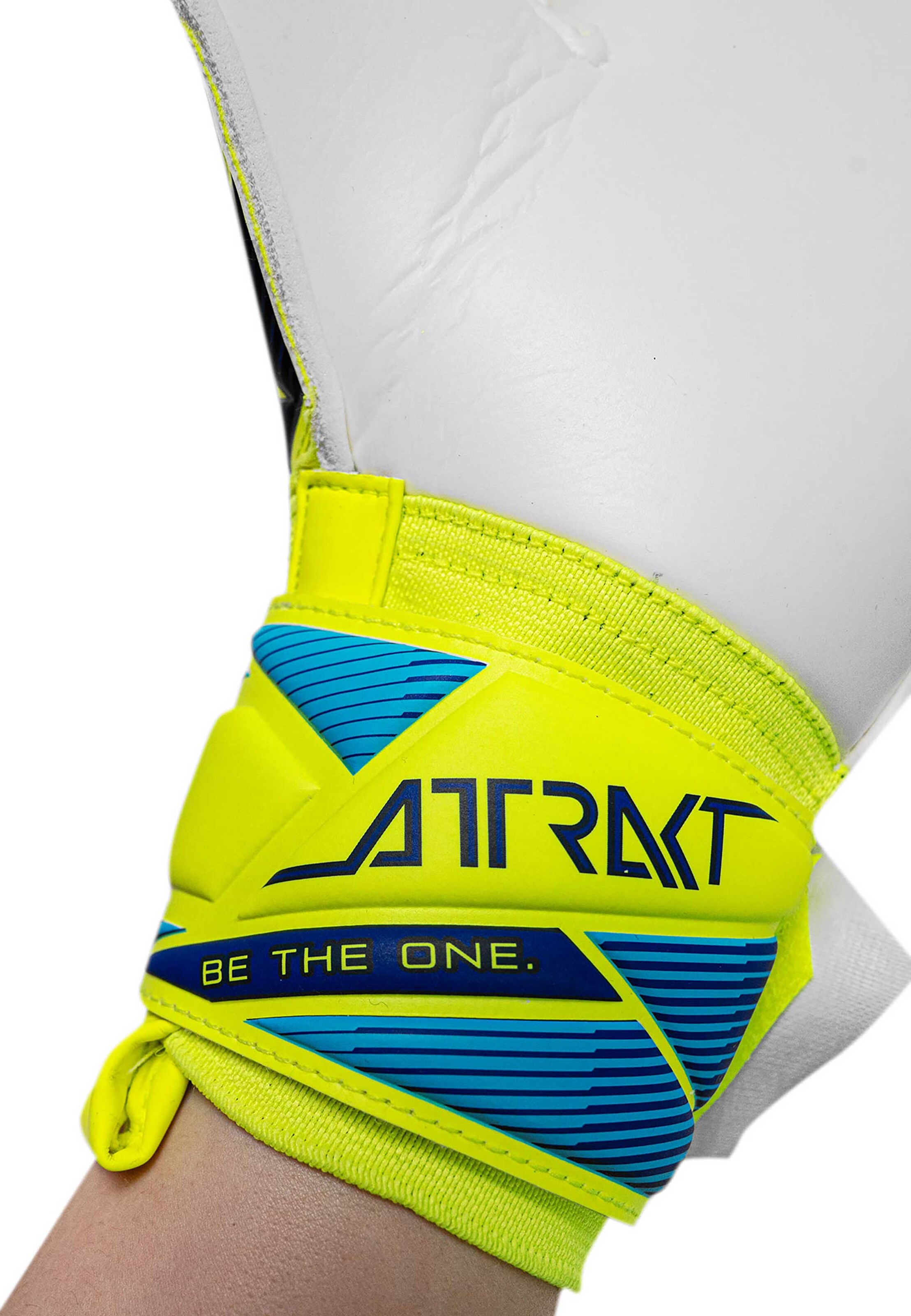REUSCH Sports gloves 'Attrakt Solid' in Yellow