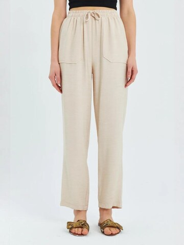 MixRay Tapered Hose in Beige: Vorderseite