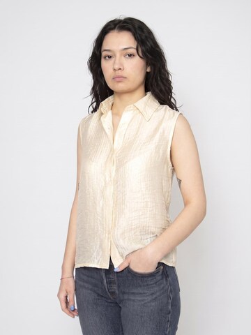 Chemisier 'OFF-WHITE TEXTURED SHIRT ECRU' wild pony en beige : devant