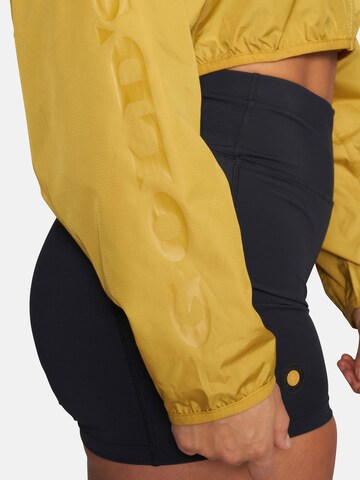 GOLD´S GYM APPAREL Overgangsjakke 'DANA' i grøn
