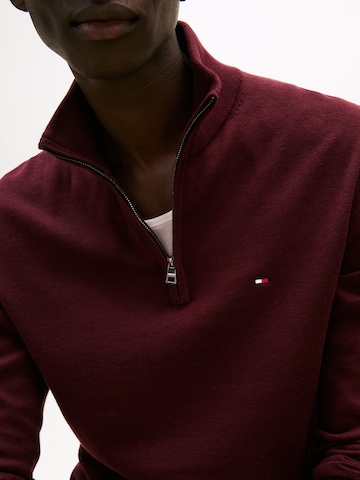 Pull-over 'ESSENTIAL' TOMMY HILFIGER en rouge