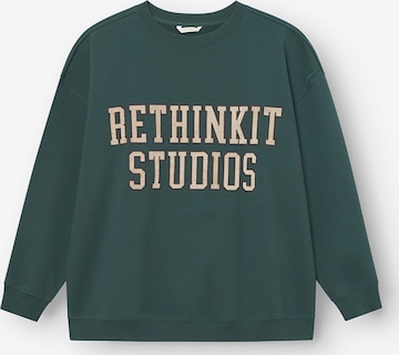 rethinkit studios Sweatshirt in Green: front