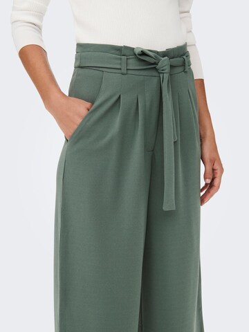 JDY Wide Leg Hose in Grün