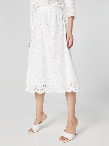 Katy Perry exclusive for ABOUT YOU Skirt 'Victoria' in White: front