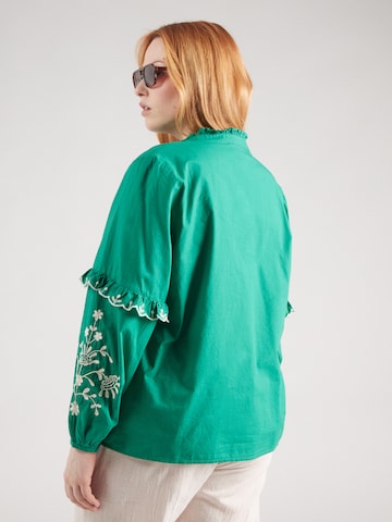 Vero Moda Curve Blouse 'VMCNoel' in Groen