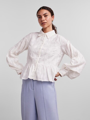 Camicia da donna 'Jari' di Y.A.S in bianco: frontale