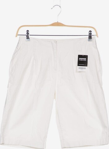 hessnatur Shorts in M in White: front