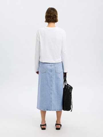SELECTED Rok in Blauw