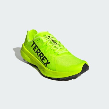 Chaussure de course 'Agravic Speed' ADIDAS TERREX en vert