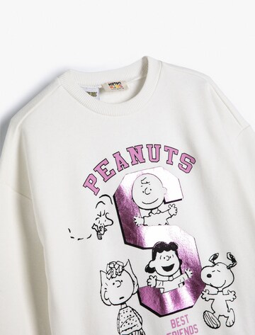 Koton Sweatshirt in White