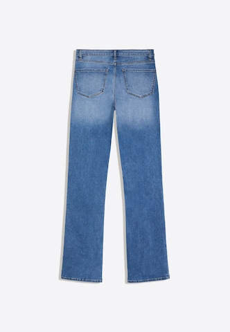 Bershka Flared Jeans in Blau