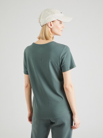 Nike Sportswear Shirt 'Club Essential' in Green