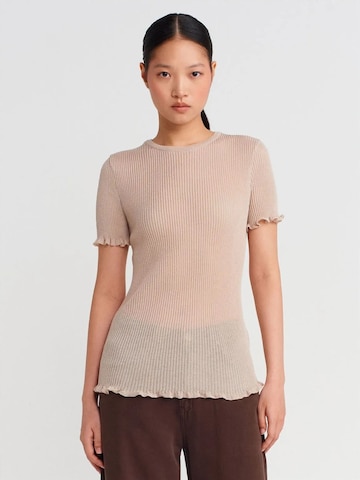 Pull-over Dilvin en beige : devant