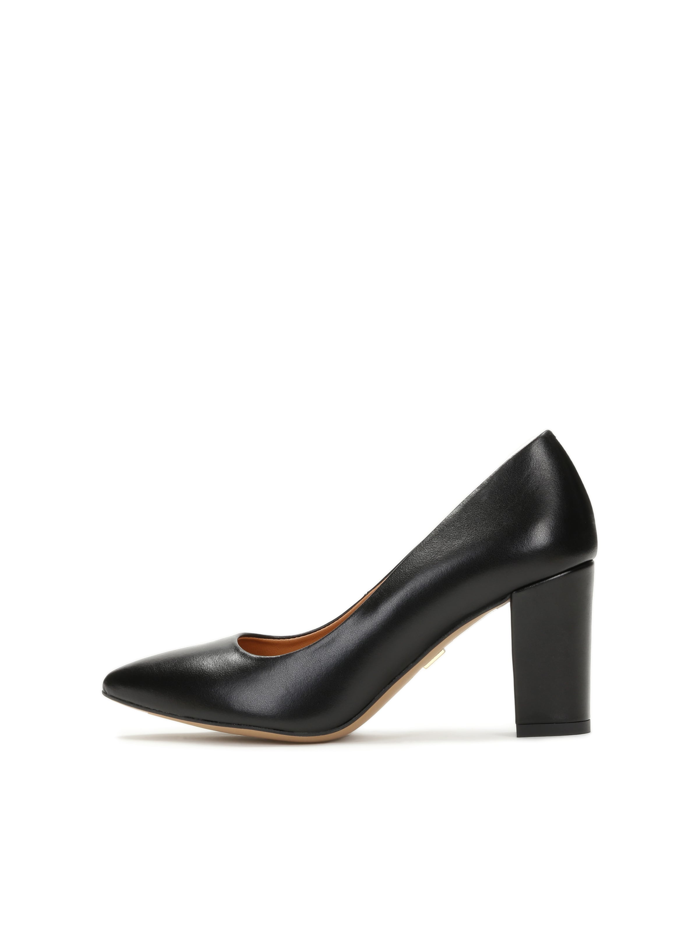 Kazar Pumps in Black: front