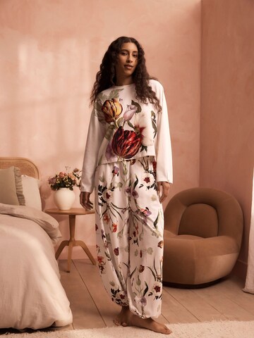 B by Ted Baker - Pijama en beige: frente