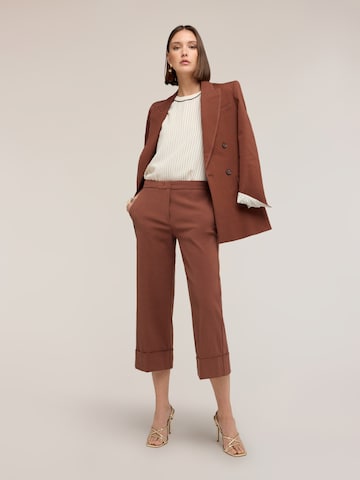 Tapered Pantaloni di MOTIVI in marrone