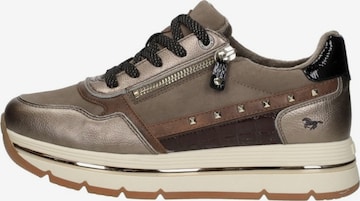 Baskets basses 'Sneakers Laag' MUSTANG en gris : devant