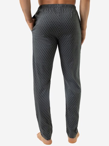 Mey Pyjamahose 'Midnight Classic'‌ in Grün
