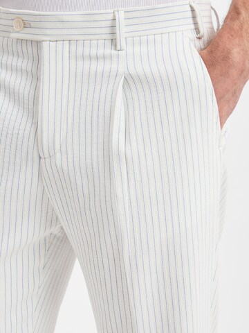 Finshley & Harding London Regular Broek in Wit