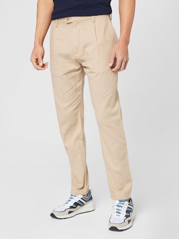 s.Oliver Regular Pleat-front trousers in Beige: front