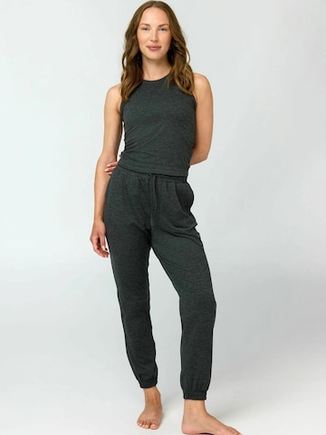 Girlfriend Collective Regular Trousers ' Reset ' in Black
