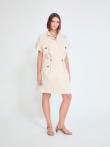 Lola Casademunt Klänning i beige