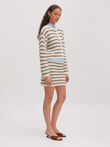 Cardigan 'Ida' EDITED en beige