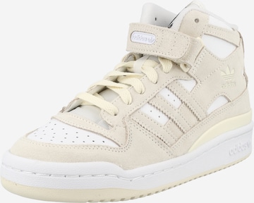 ADIDAS ORIGINALS - Sapatilhas altas 'Forum Mid' em branco: frente