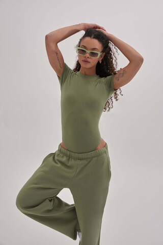 Style Republic Shirt bodysuit in Green