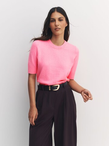 Next Pullover in Pink: Vorderseite