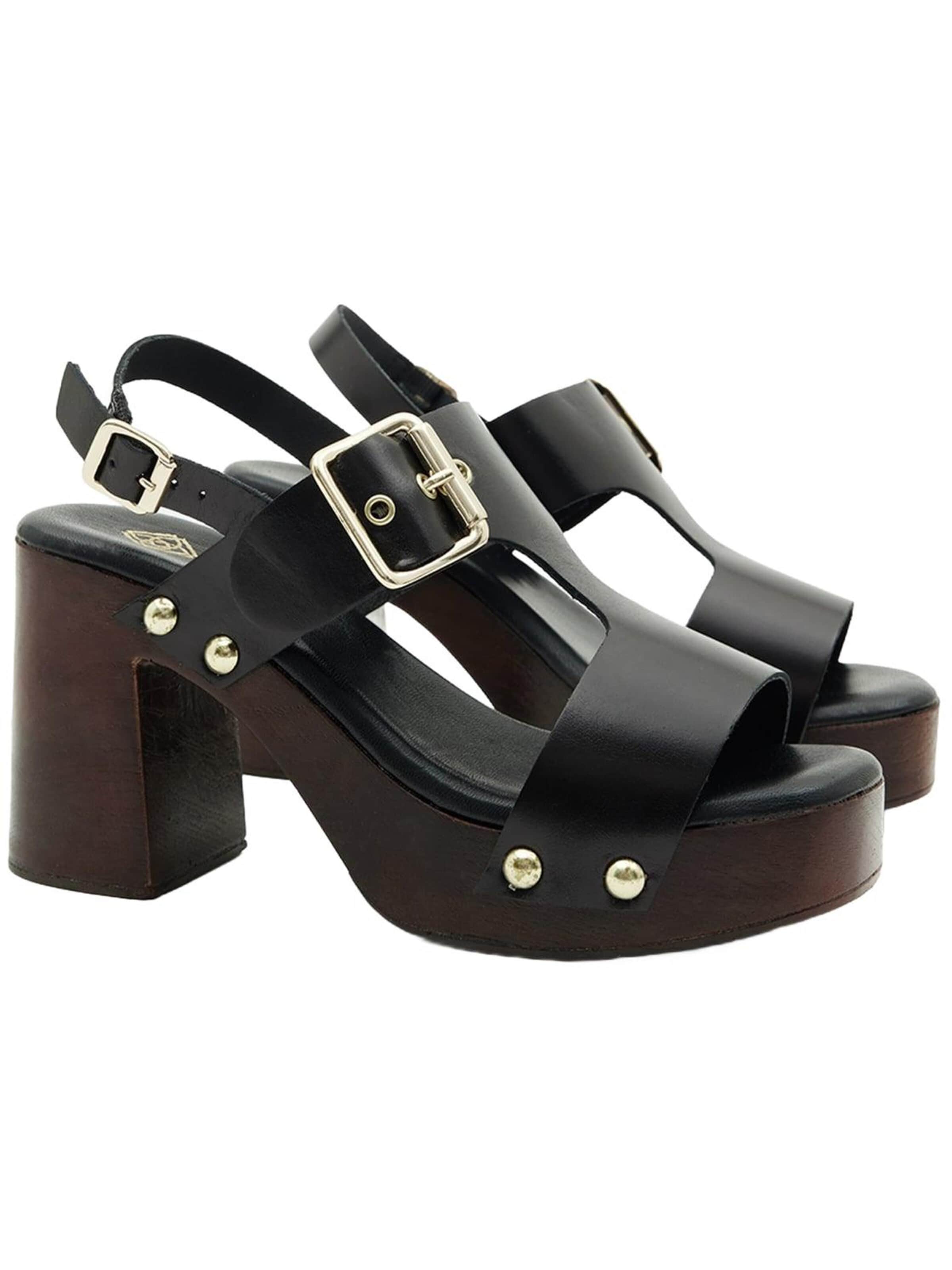 Desa Strap sandal 'DESA Damen-Plateausandalen aus Leder mit Nieten' in Black