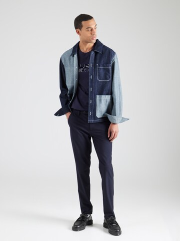 GUESS - Camiseta en azul
