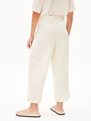 ARMEDANGELS Loose fit Trousers 'CAARUNUS LINO' in Beige