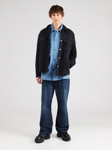 Calvin Klein Jeans Regularny krój Koszula w kolorze niebieski